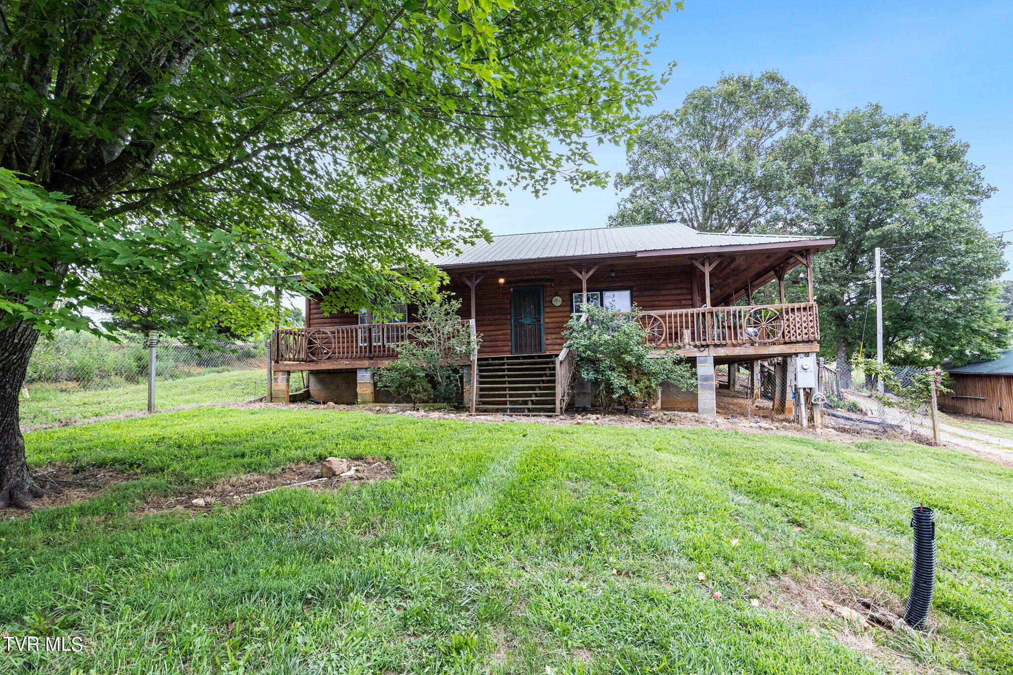2185 Old Midway Road Mosheim, TN 37818 - Photo 1 of 48 Quaint cabin