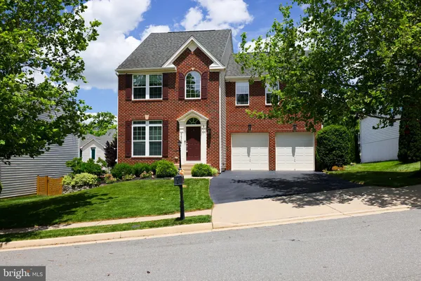 $1,100,000 | 40502 O'Connors Circle, Leesburg, VA 20175