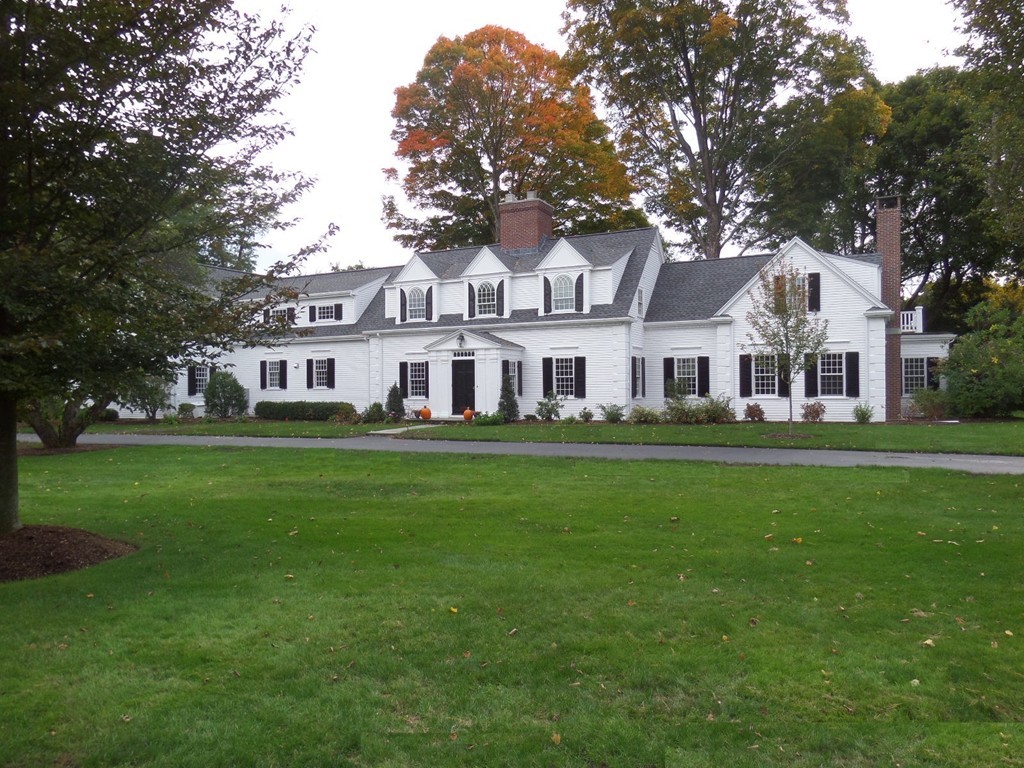 285 Musketaquid Road Concord, MA 01742 - Photo 30 of 30 a front view of a house with a garden