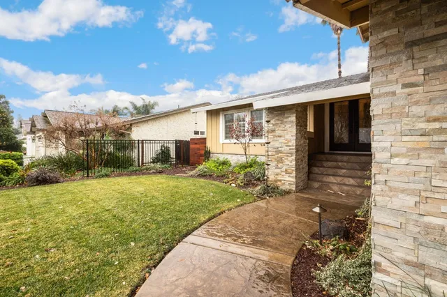 $3,395 | 835 Columbia Drive, Woodland, CA 95695