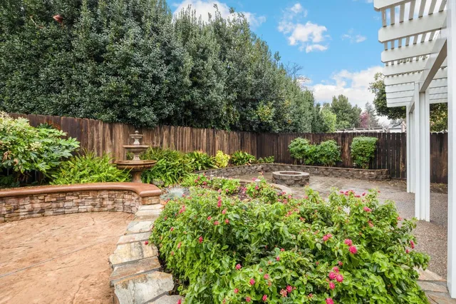 $3,395 | 835 Columbia Drive, Woodland, CA 95695