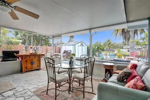$599,000 | 609 Southwest 2nd Avenue, Hallandale Beach, FL 33009