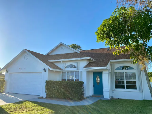 $3,800 | 104 Van Gogh Way, Royal Palm Beach, FL 33411