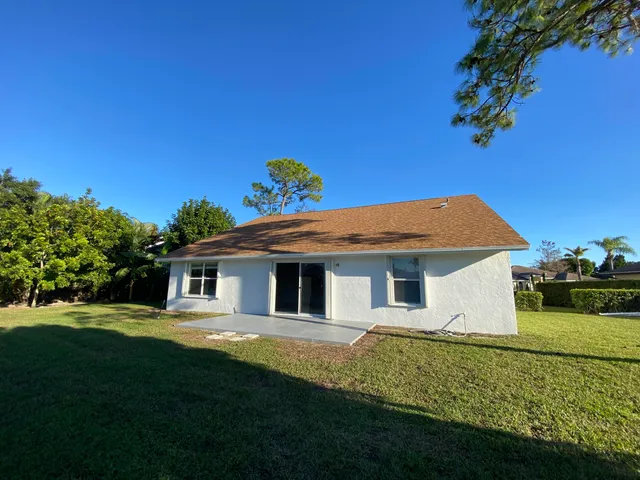 $3,800 | 104 Van Gogh Way, Royal Palm Beach, FL 33411