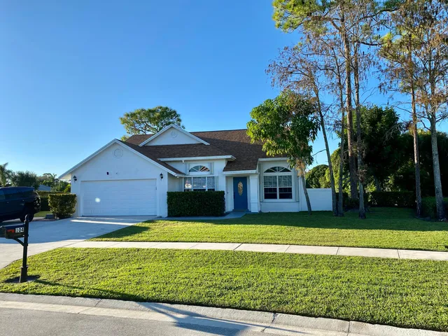 $3,800 | 104 Van Gogh Way, Royal Palm Beach, FL 33411