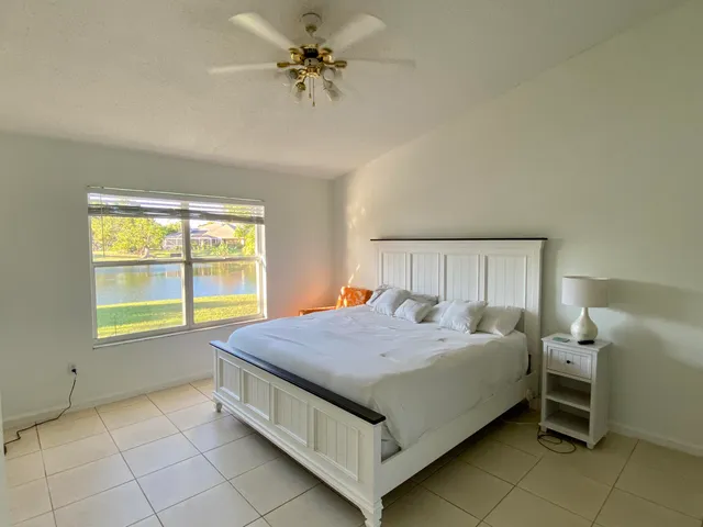 $3,800 | 104 Van Gogh Way, Royal Palm Beach, FL 33411