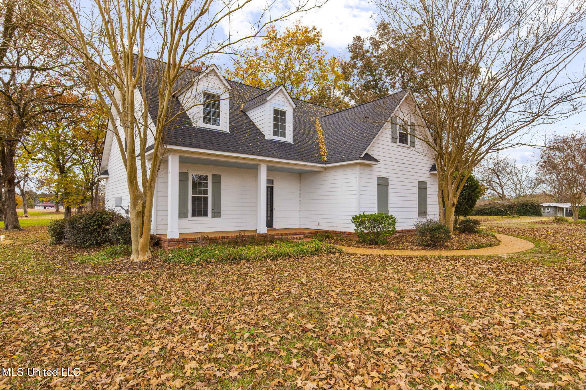 875 Robinson Road Canton, MS 39046 - Photo 13 of 97 17-web-or-mls-875 Robinson-2025-16