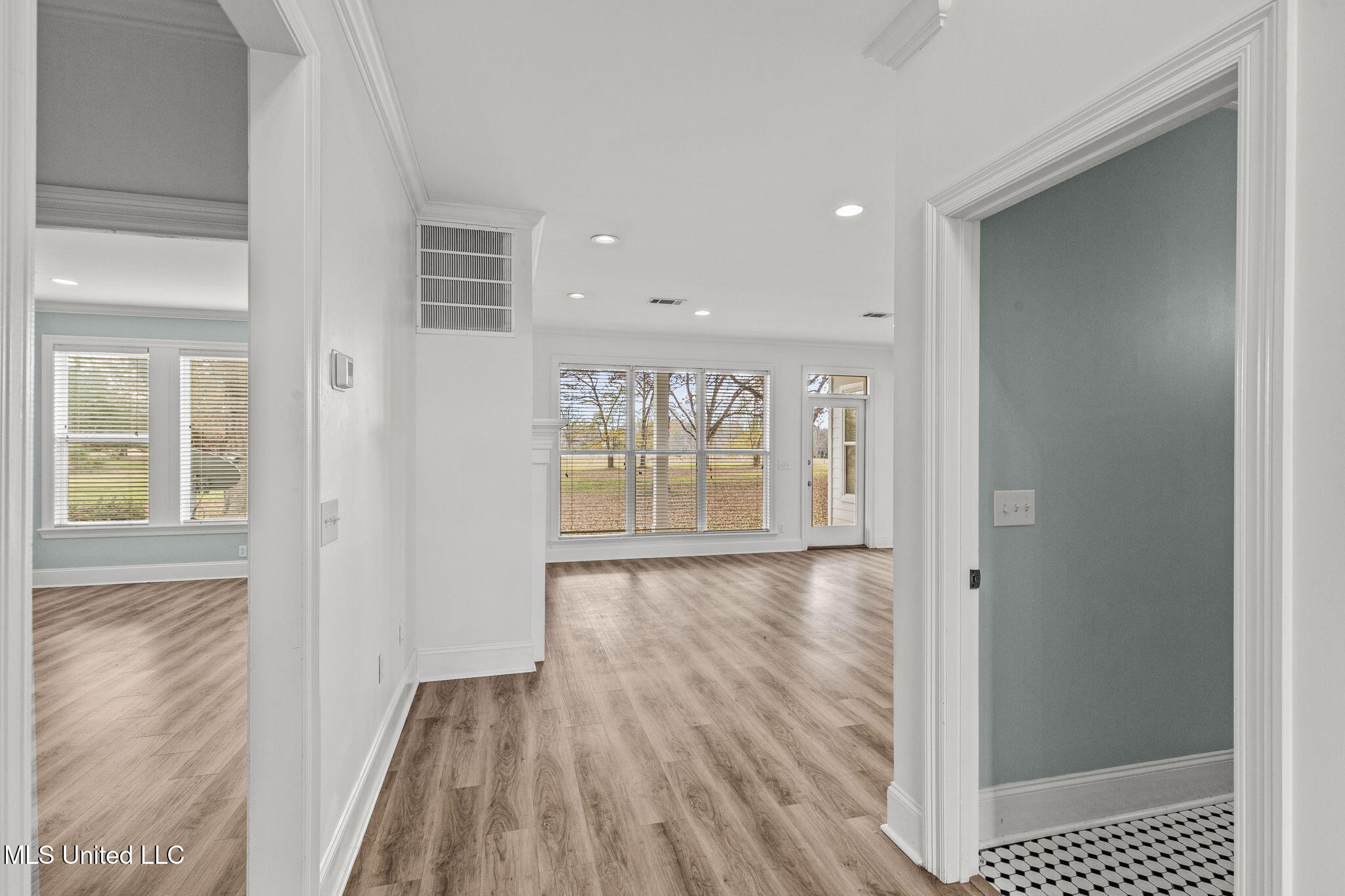 875 Robinson Road Canton, MS 39046 - Photo 21 of 97 25-web-or-mls-875 Robinson-2025-25