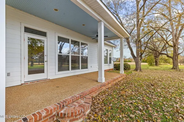 $559,000 | 875 Robinson Road, Canton, MS 39046