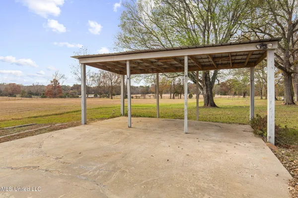 $559,000 | 875 Robinson Road, Canton, MS 39046