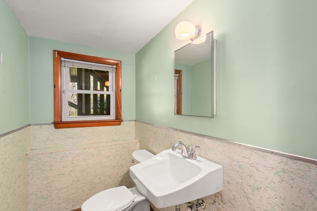 42 Martin Bates Street Dedham, MA 02026 - Photo 25 of 34
