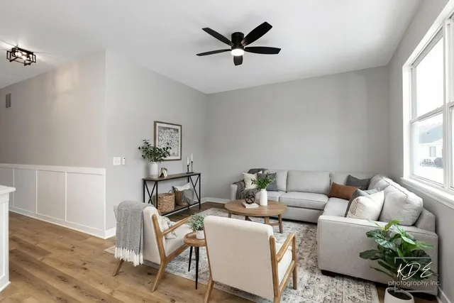 $420,000 | 733 Mecosta Lane, Romeoville, IL 60446