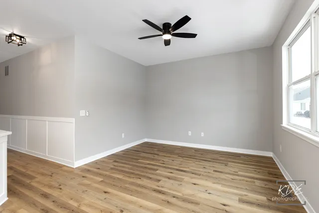 $420,000 | 733 Mecosta Lane, Romeoville, IL 60446