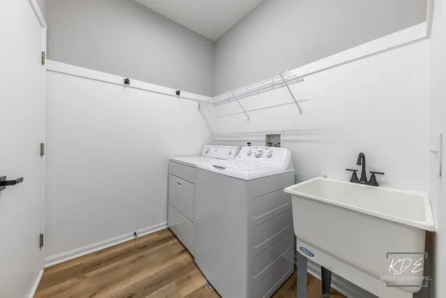 $420,000 | 733 Mecosta Lane, Romeoville, IL 60446