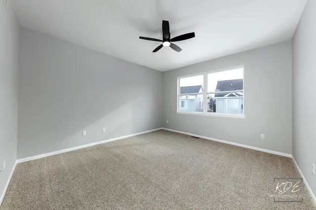 $420,000 | 733 Mecosta Lane, Romeoville, IL 60446