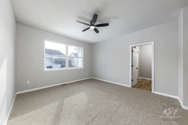 $420,000 | 733 Mecosta Lane, Romeoville, IL 60446