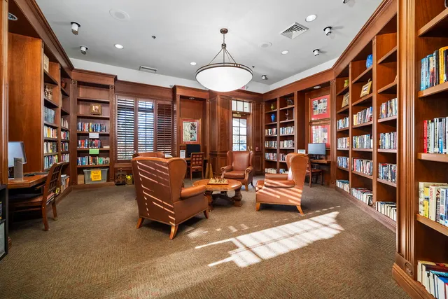 $420,000 | 733 Mecosta Lane, Romeoville, IL 60446