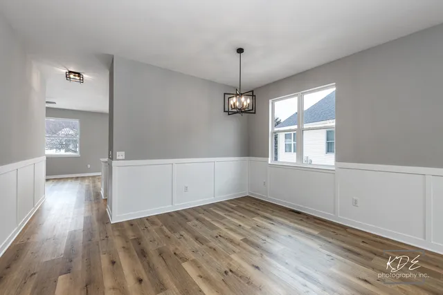 $420,000 | 733 Mecosta Lane, Romeoville, IL 60446