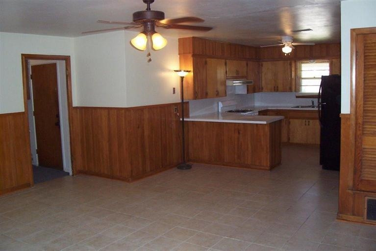 4405 49th Street Lubbock, TX 79414 - Photo 4 of 10 Photo 4