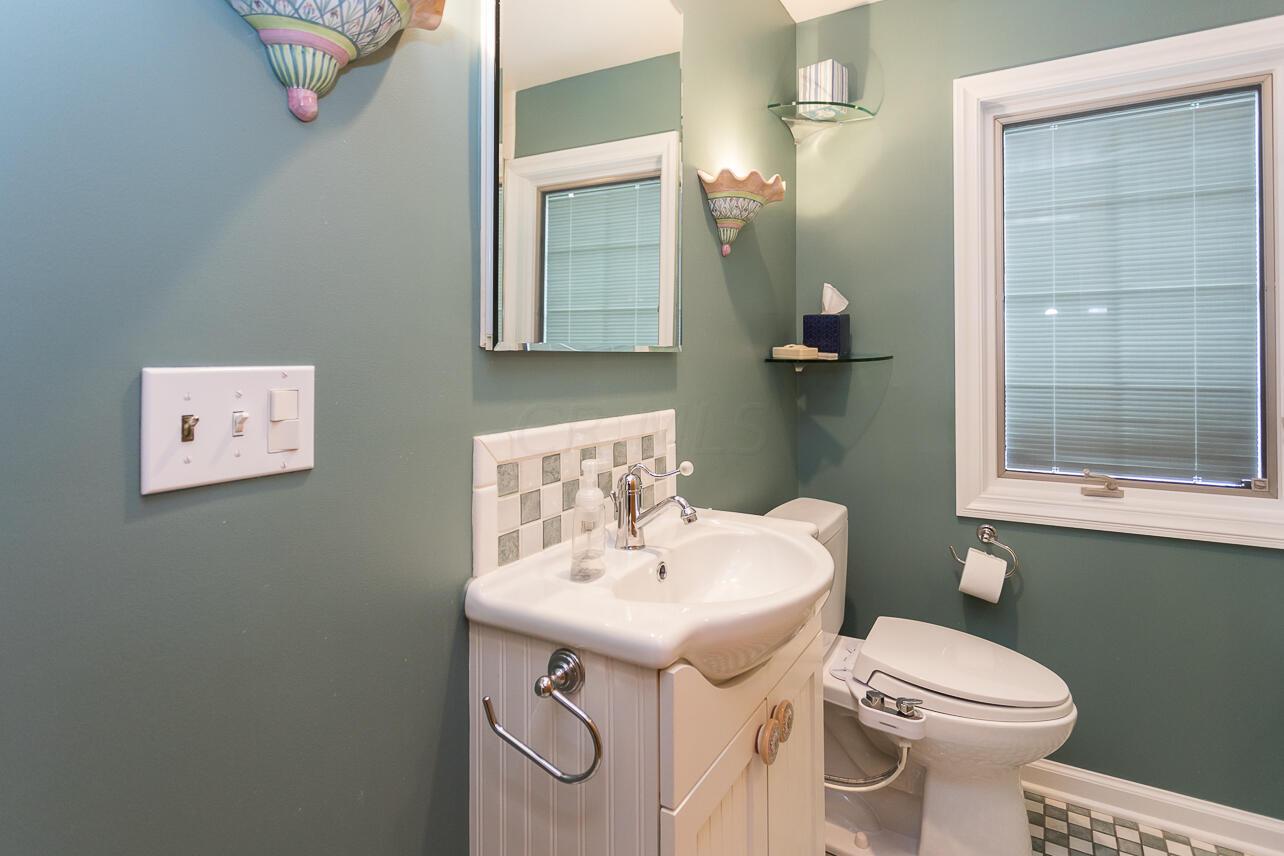 179 Nottingham Road Columbus, OH 43214 - Photo 27 of 37 BE7A9165