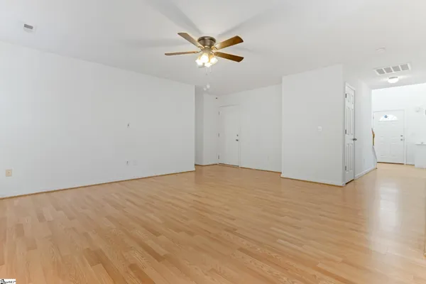 $2,000 | 301 Carnahan Drive, Spartanburg, SC 29306