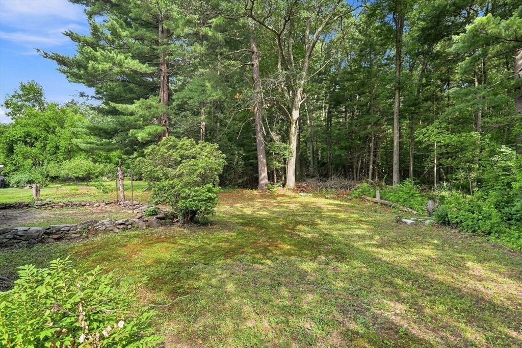 92 Oak Hollow Road Springfield, MA 01128 - Photo 41 of 41 Gallery Image 41