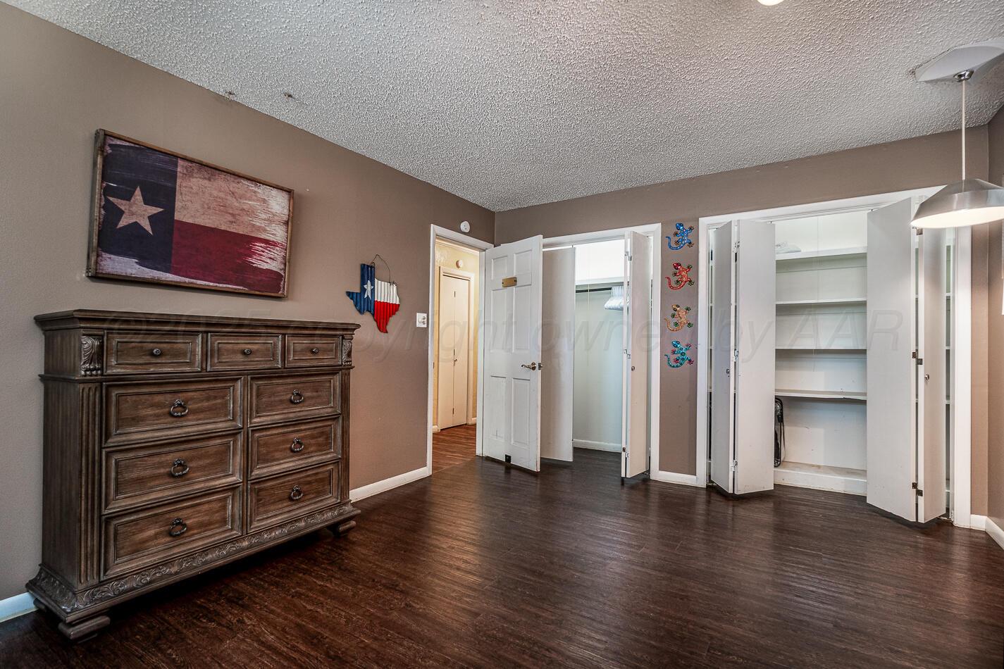 1900 Hemlock Street Borger, TX 79007 - Photo 17 of 48 1900_Hemlock Interiors-115