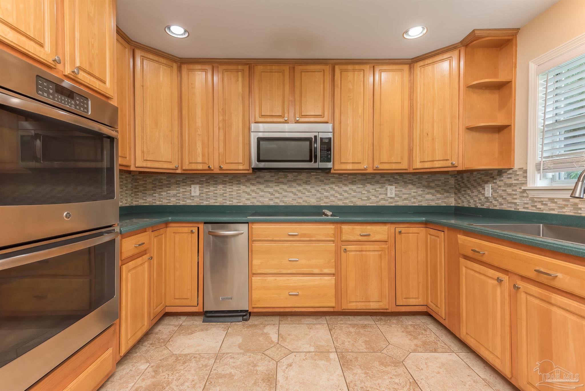 1358 Tate Road Cantonment, FL 32533 - Photo 9 of 45