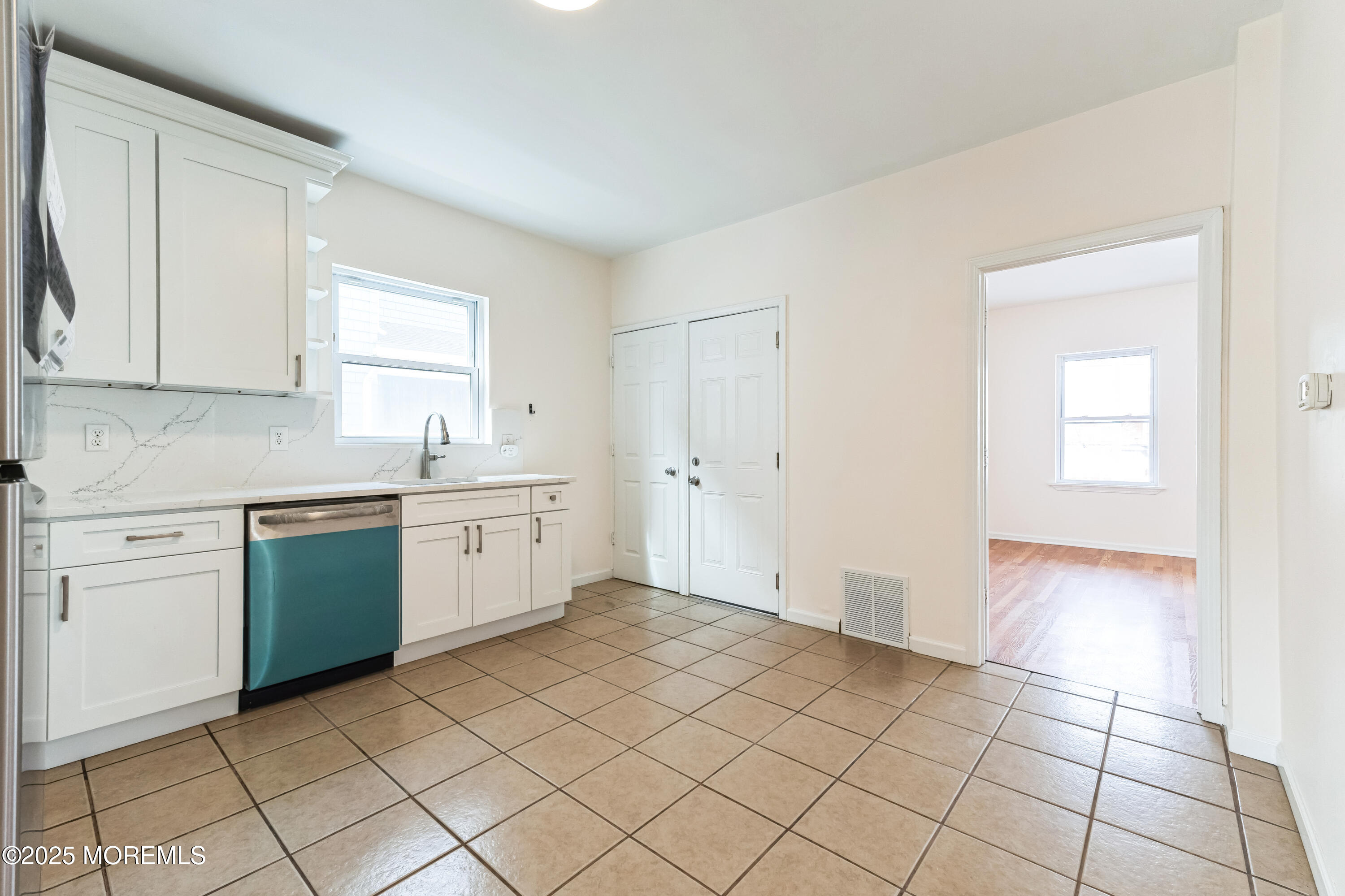 89 River Street Red Bank, NJ 07701 - Photo 4 of 31 89 River St. 1st Flr Kitchen 2