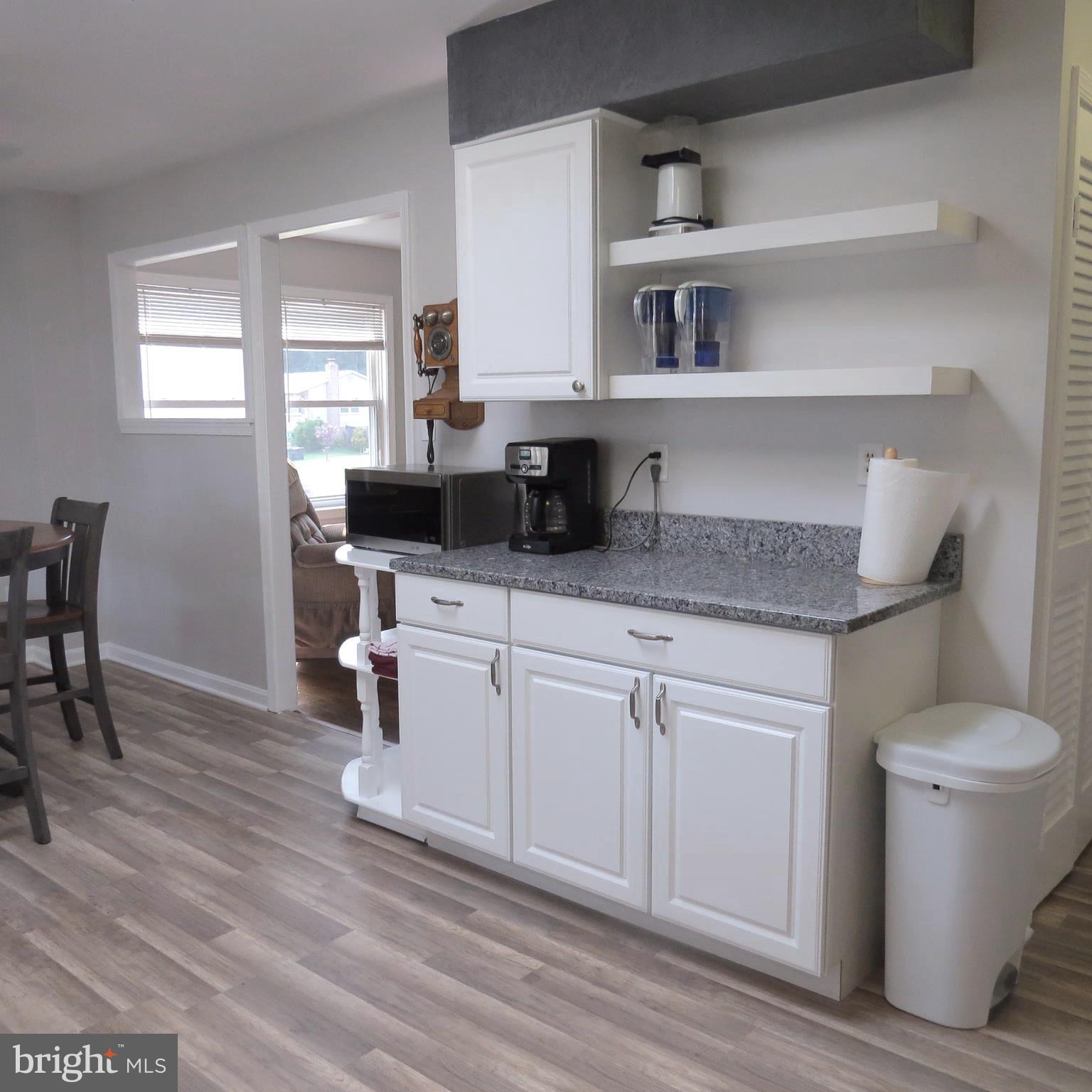 9707 Botsford Road Manassas, VA 20109 - Photo 4 of 30 Butler's Pantry