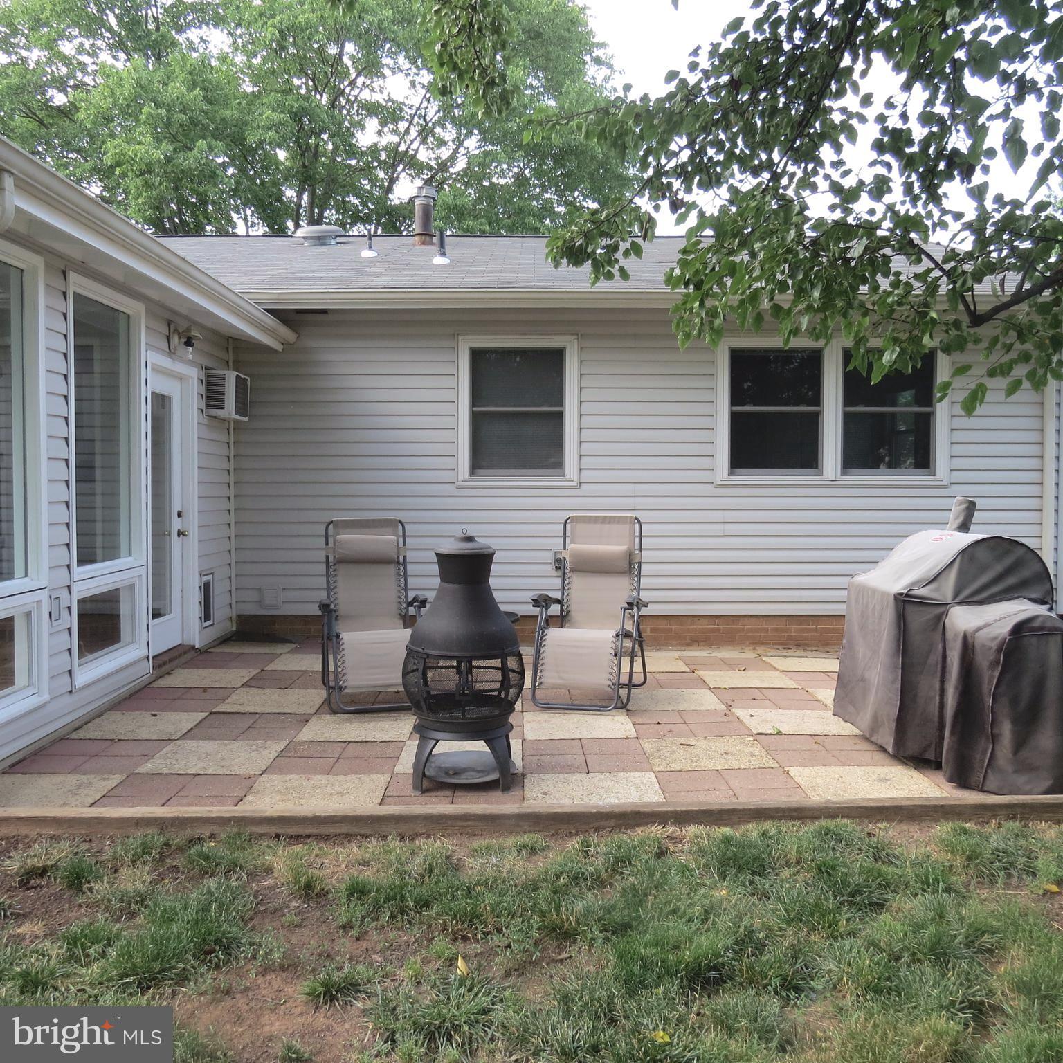 9707 Botsford Road Manassas, VA 20109 - Photo 9 of 30 Patio off of the Sun Room