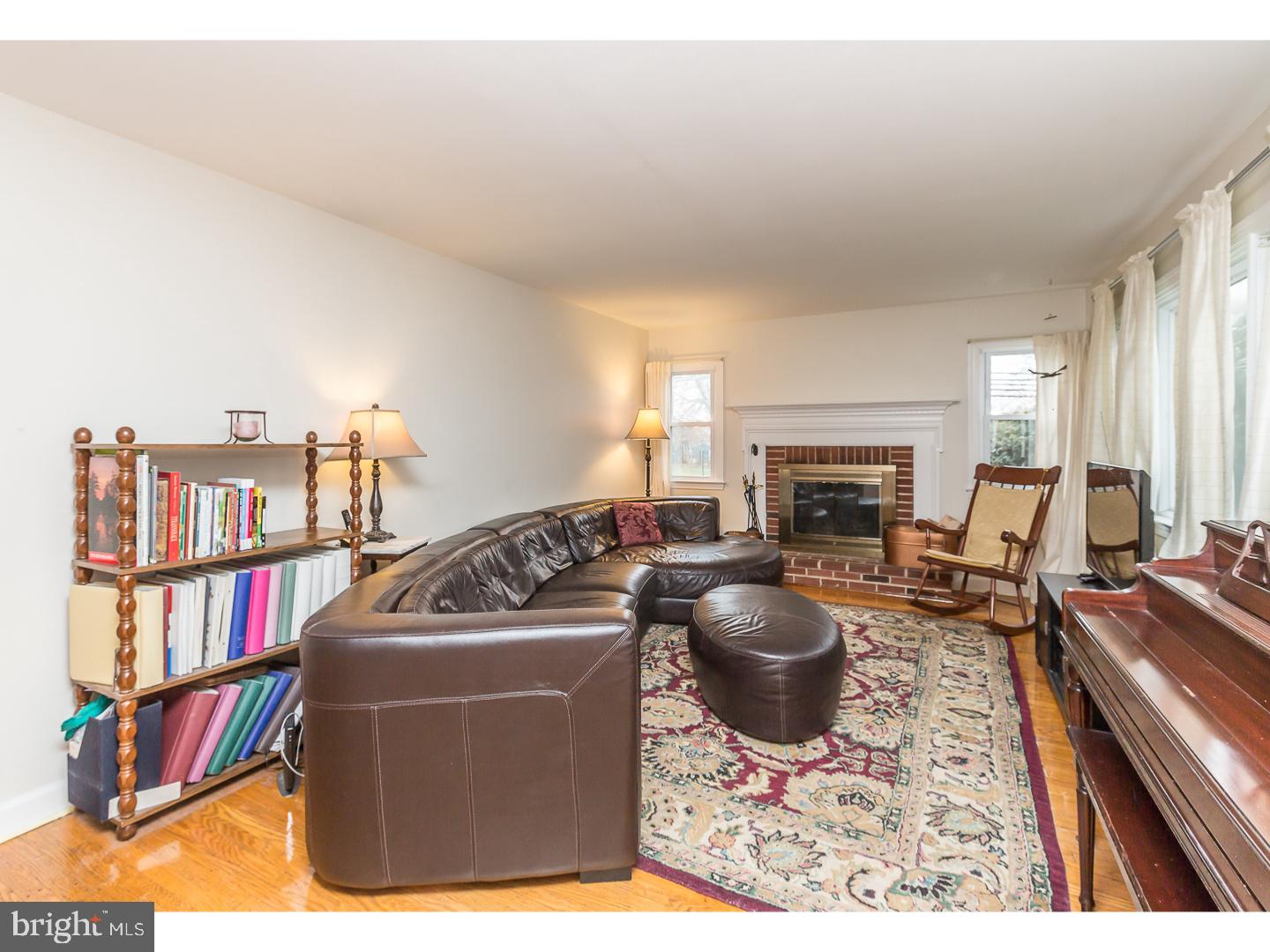 500 North Eagle Road Havertown, PA 19083 - Photo 6 of 20 Living Room