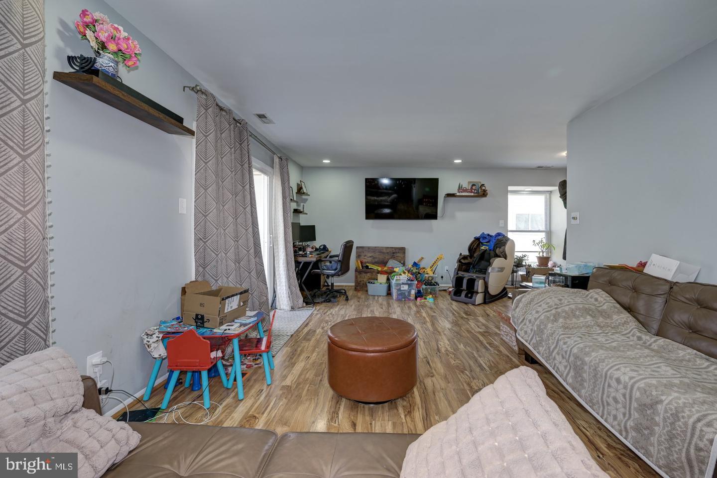 75 Sandra Road Voorhees, NJ 08043 - Photo 8 of 25 Spacious living area with modern flair.