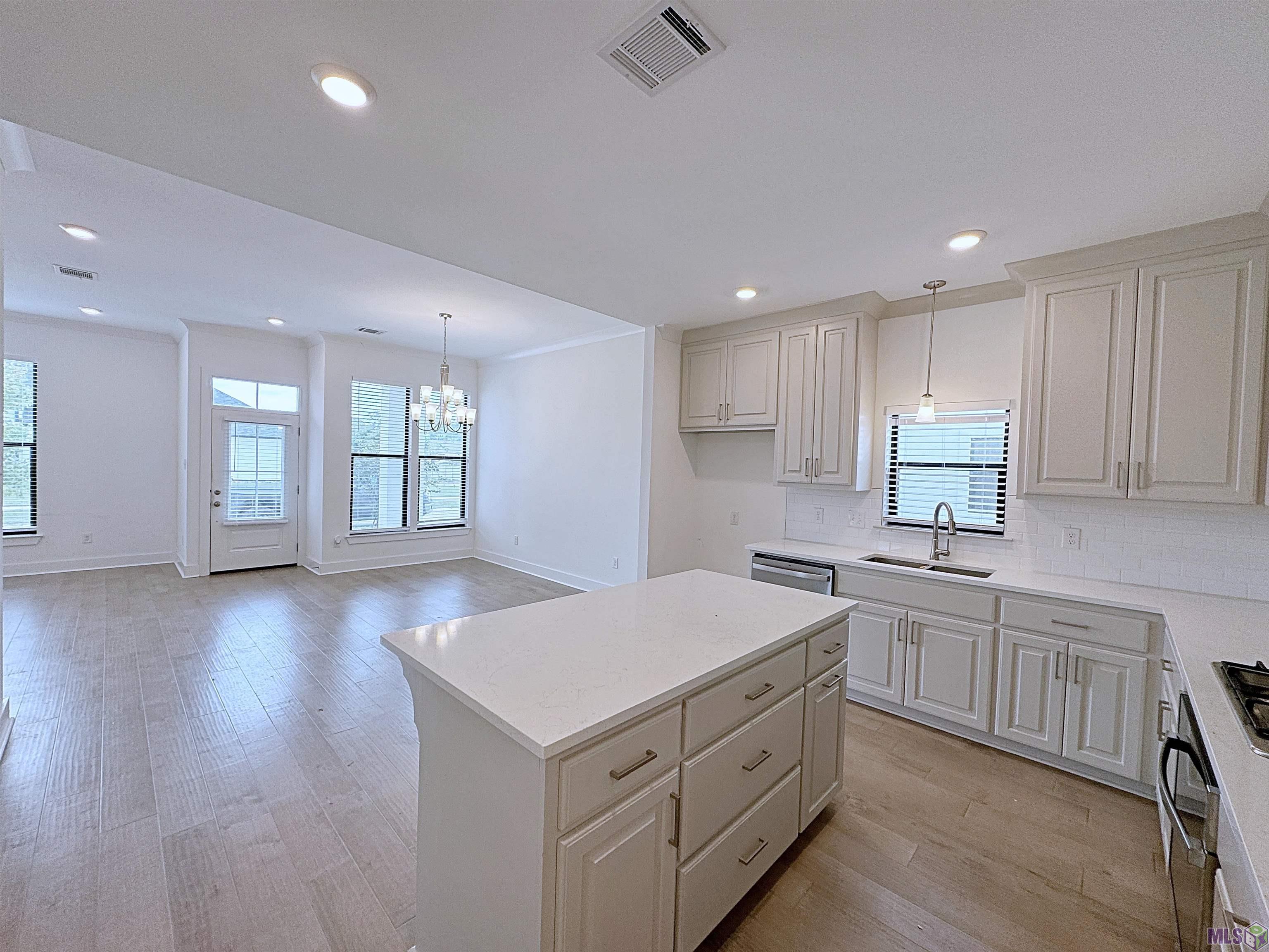 10263 Alderman Drive Baton Rouge, LA 70818 - Photo 12 of 23