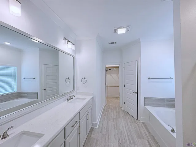 $2,300 | 10263 Alderman Drive, Baton Rouge, LA 70818