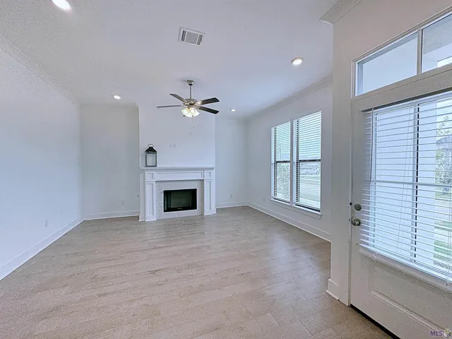 $2,300 | 10263 Alderman Drive, Baton Rouge, LA 70818