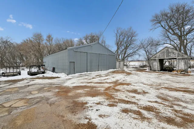 $589,900 | 14620 County Road 31, Hamburg, MN 55339