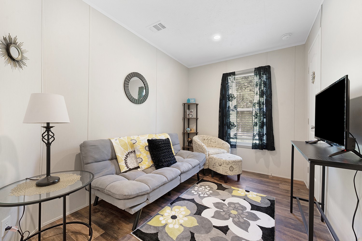 519 South 1st Street Huntington, TX 75949 - Photo 25 of 38