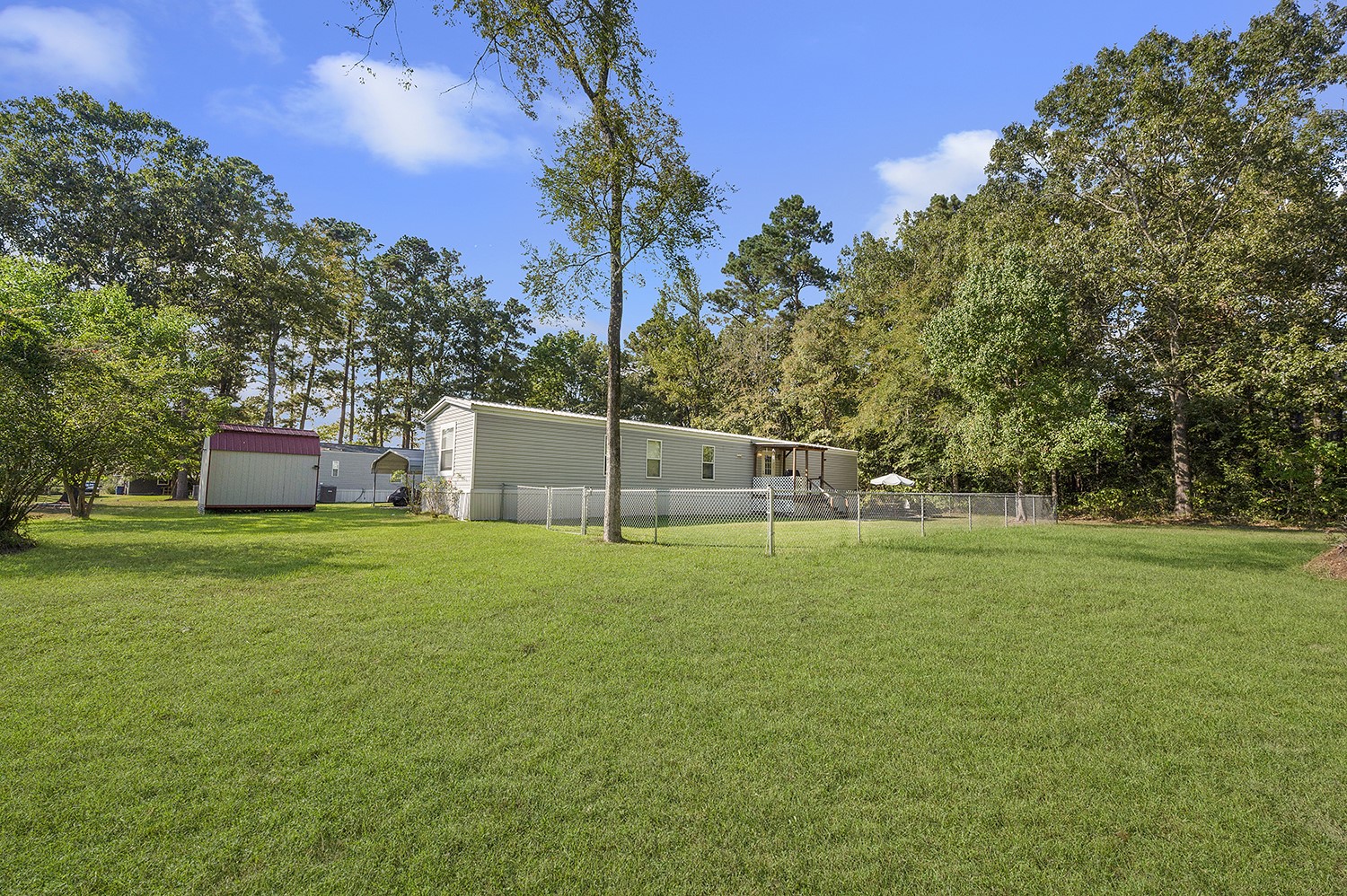 519 South 1st Street Huntington, TX 75949 - Photo 9 of 38