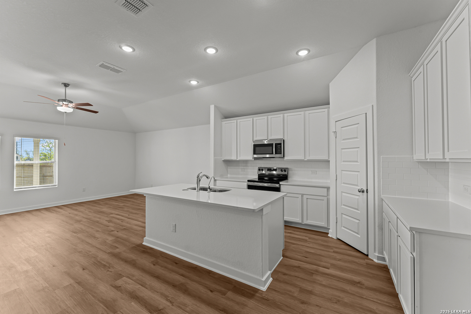 130 Urlacher Road Mico, TX 78056 - Photo 5 of 15