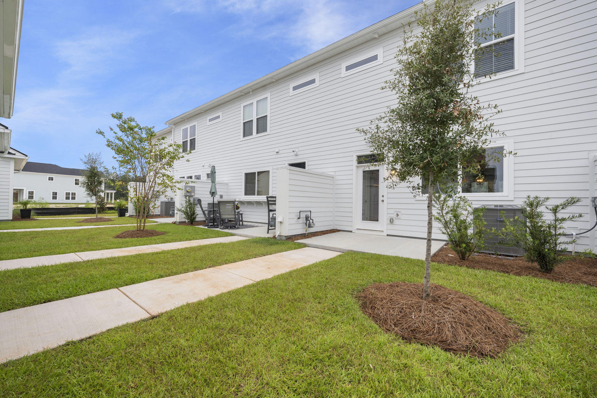 762 Blueway Avenue Summerville, SC 29486 - Photo 18 of 21 19-web-or-mls-Barclay Media Co.-19