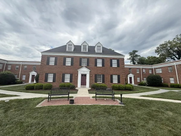 $895 | 231 Chestnut Street, Unit 405, Salem, VA 24153