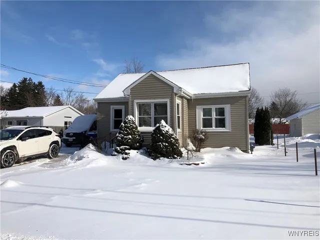 $155,000 | 4097 Jarvis Street, Hamburg, NY 14219