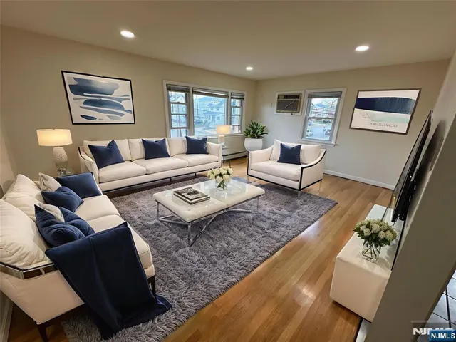 $2,575 | 368 New York Avenue, Lyndhurst, NJ 07071