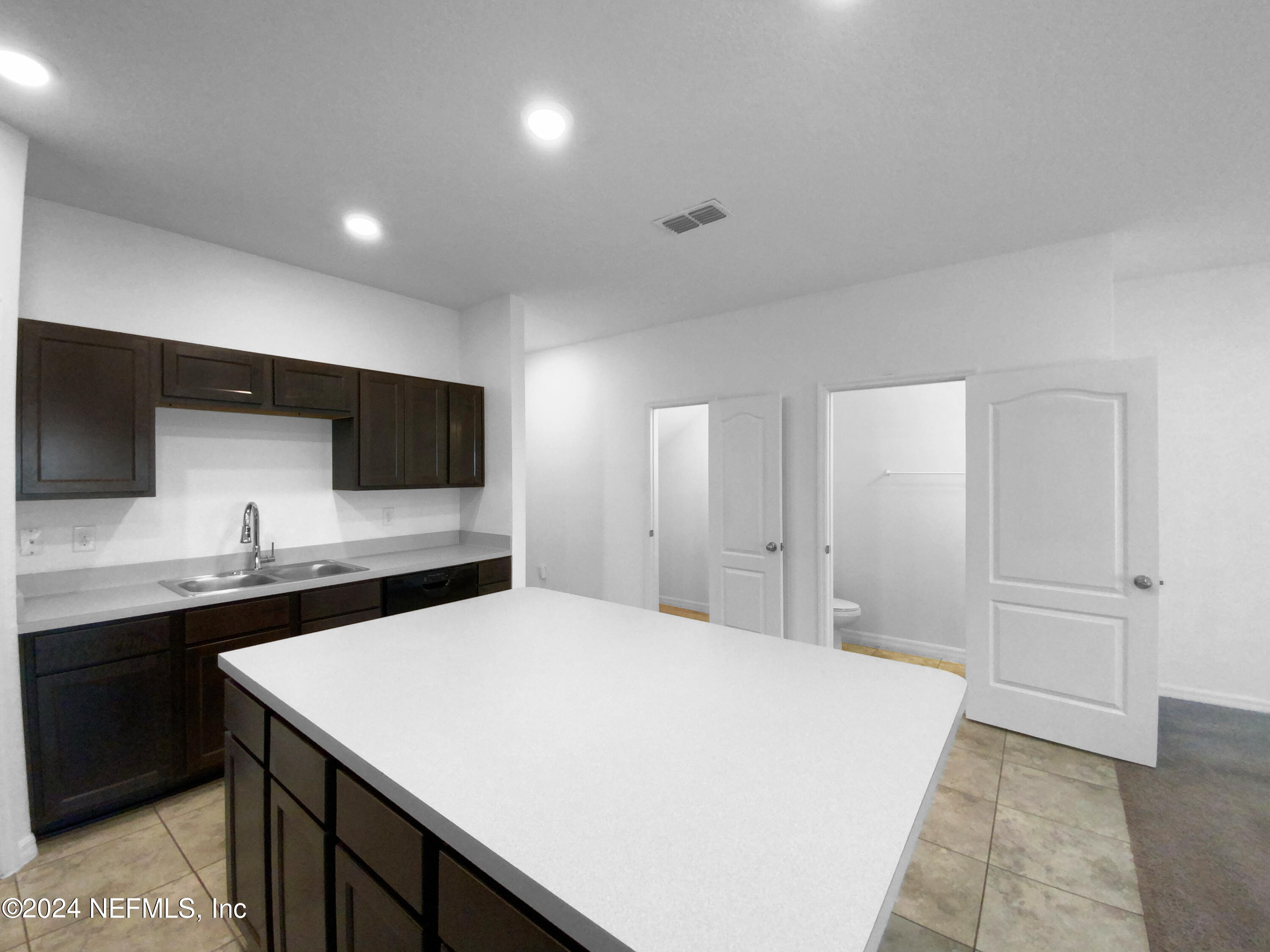 749 Bent Baum Road Jacksonville, FL 32205 - Photo 11 of 21 listing_10