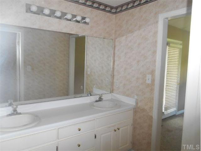 52 Hood Farm Road Clayton, NC 27520 - Photo 11 of 13 Photo 11