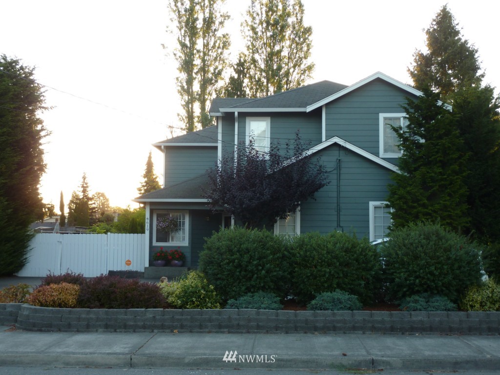 9619 Meadow Road Southwest Lakewood, WA 98499 - Photo 2 of 15 Gallery Image 2