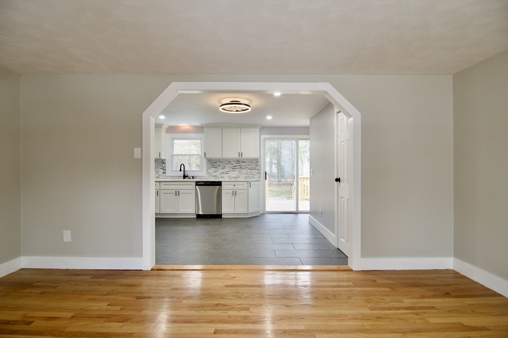 156 Saffron Circle Springfield, MA 01129 - Photo 12 of 42