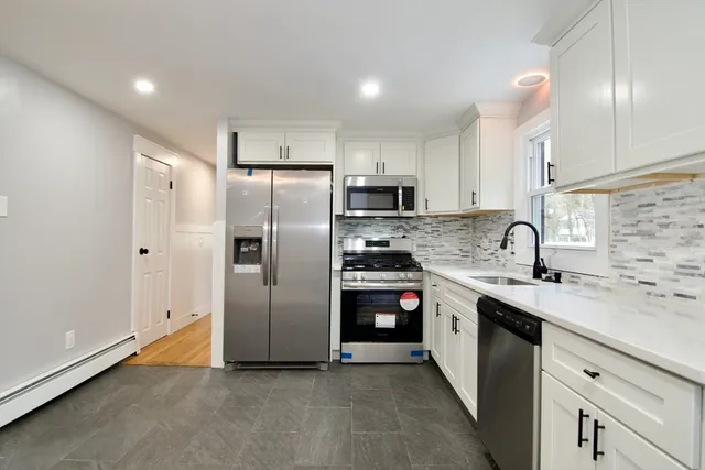 $349,900 | 156 Saffron Circle, Springfield, MA 01129