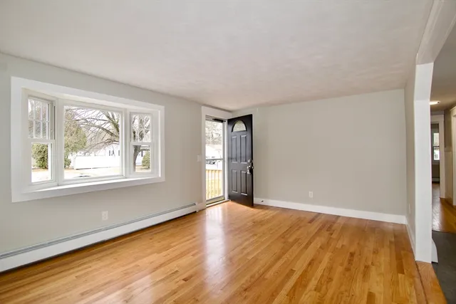 $349,900 | 156 Saffron Circle, Springfield, MA 01129